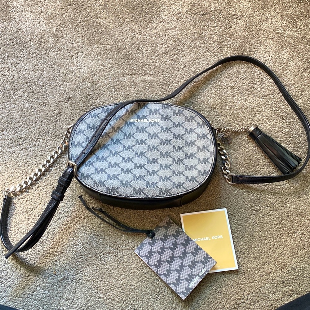 Michael Kors crossbody